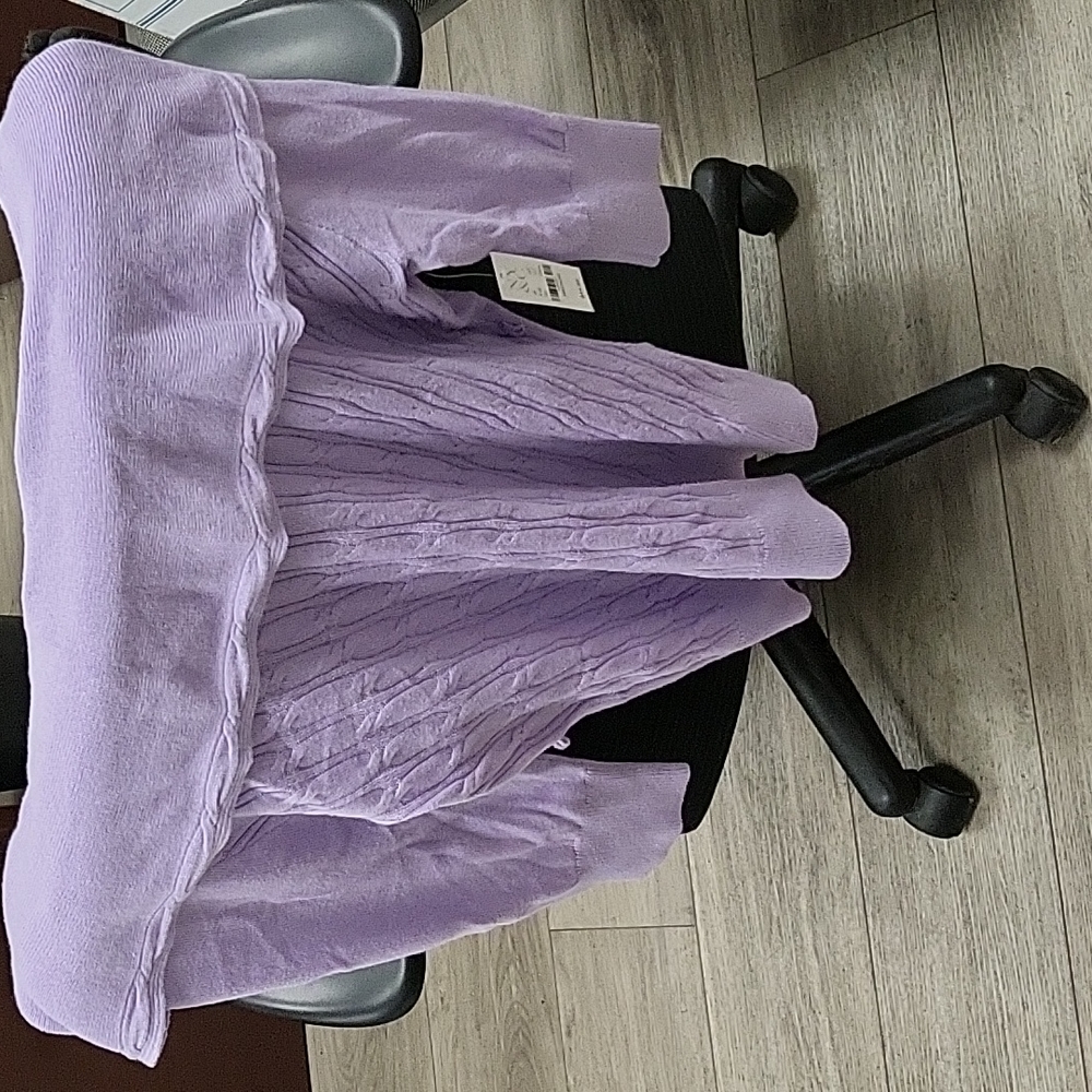 M shirt with neck collar